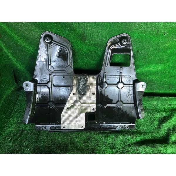 H30年 13909 フィアット パンダ アンダーカバー 中古品 即決 84365