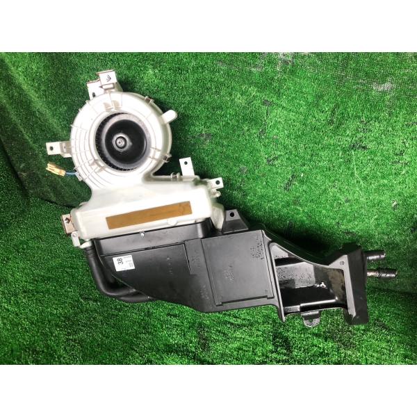 H17年 200系ハイエース スーパーGL リアヒーター ユニット 中古品 即決