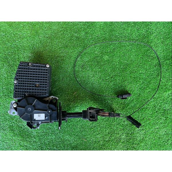 R3年 JF3 N-BOX カスタム 左パワースライドドアモーター 中古品 即決