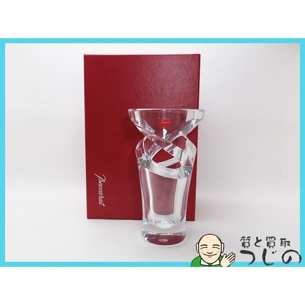 バカラ Baccarat ベース 花瓶 トルネード 2-103-220 23cm 美品 バカラ Baccarat ベース 花瓶 トルネード 2-103-220 23cm 美品