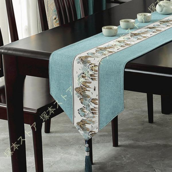 [Release date: June 21, 2025]★テーブルの中央にさらりと敷きこむだけで、ぐっとお洒落な雰囲気を作り出してくれるテーブルランナー。★柔らかく、耐久性があり、環境に優しい、ガラスや陶器の食器、花瓶なども安心して置けま...