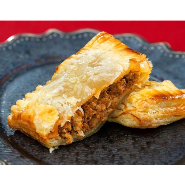 北海道の大自然でのびのび育った放牧豚「どろぶた」を使った新商品のミートパイです。サクサクのパイ生地に、どろぶた100％のお肉をたっぷりで作った特製ミートソースを閉じ込めました。どろぶたは、毎日24時間、大自然のなかで自由に過ごす放牧豚です。...