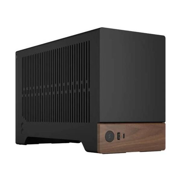 Fractal Design フラクタルデザイン 高いデザイン性とフレキシブルな構成を実現するミニPCケース ▼カラー：ブラック系 ▼サイドパネル：メッシュ ▼対応マザー形式：Mini-ITX ▼重量：3.1kg ▼USB3.0コネクタ数：...