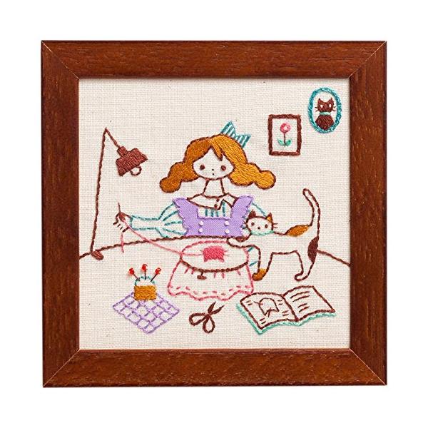 ★併売のため、在庫切れの際はご了承ください。発送委託により倉庫業者がお届けする場合がございます★品番:833仕様:刺しゅうキット色・柄:SEWING出来上がりサイズ(フレーム外寸):タテ約11.6×ヨコ約11.6cmセット内容:コスモ25番...