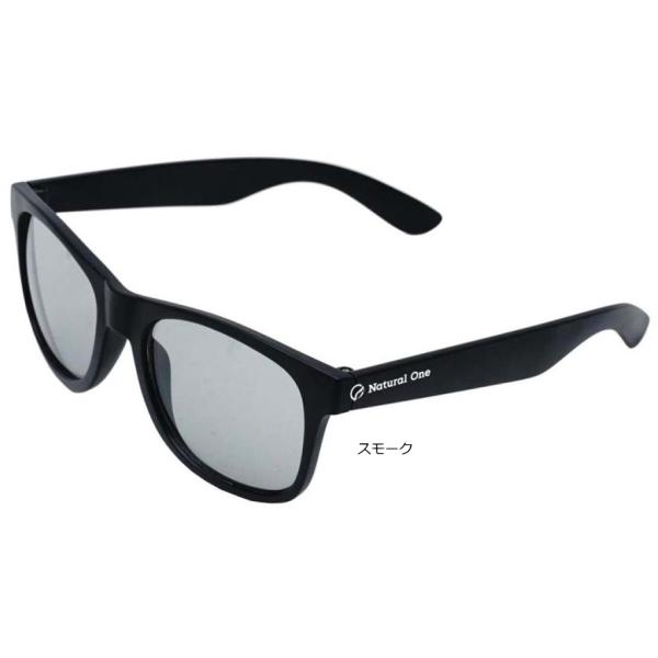 EFFLORESCENCE ブラックサングラス ケース付き。 帽子のセット。 EFFLORESCENCE ブラックサングラス ケース付き。 帽子のセット。