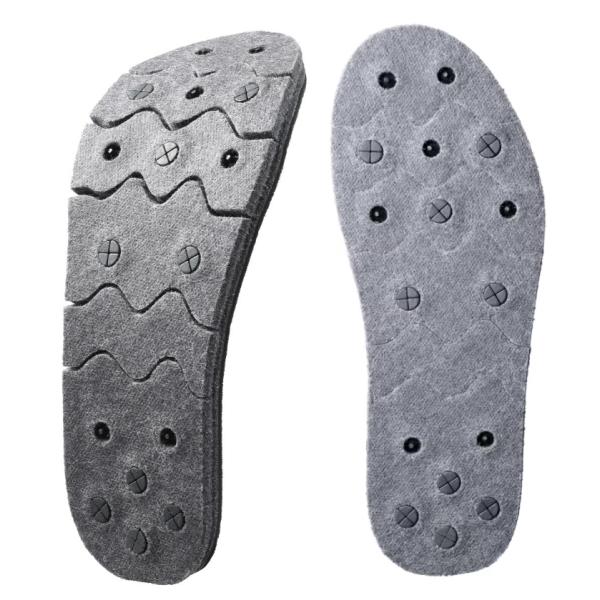 シマノ SHIMANO 磯靴 磯ブーツ 磯シューズ 鮎タビ ウェーディングシューズ 交換 替えソール磯、川と汎用性の高いフェルトソール。ソールタイプA。カットフェルトキット Aは磯や川といった所で威力を発揮します。端まで入った切れ込みで屈曲...