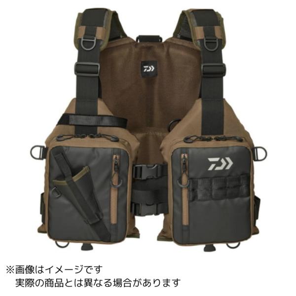 ●DAIWA●商品名：DF-6425 ライトフロートゲームベスト●詳細基本機能を網羅し軽量を追及したアクティブゲームベスト汚れの付きにくく乾きやすい素材をポケット前面に新採用。【サイズ調整用ベルト】高さ調整用：ショルダーベルト胴囲調整用：サ...