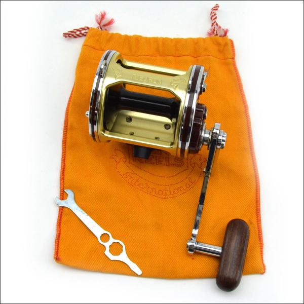 美品 ペン セネター 4/0 スター開発ハンドルドラグ付 ティブロン