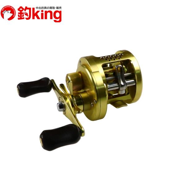 中古市】シマノ 01カルカッタコンクエスト 200/M043M バスフィッシング 