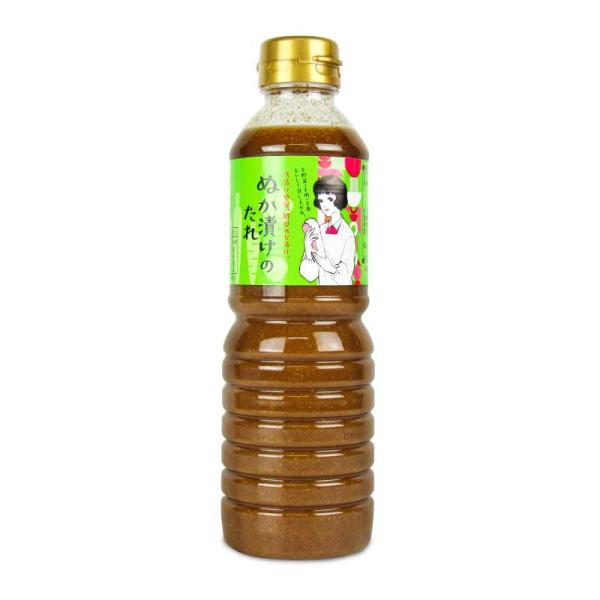 浅漬け感覚、簡単ぬか漬けお野菜・お肉・お魚おいしく召し上がれ焙煎米ぬか（国産）をベースに、本醸造しょうゆ、かつおぶしエキス等で調味したぬか漬け用調味料です。たれの量で味の調整が容易にできるよう、粘度を控えたペットボトル入りの商品設計になって...