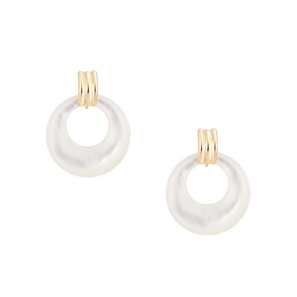 ジュエリーツツミ K10イエローゴールドシェルピアス : ジュエリー