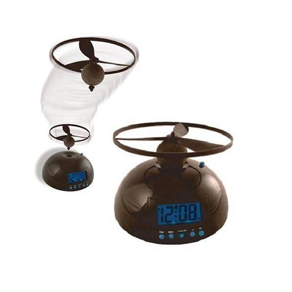 商品仕様： ●本体サイズ:W140×H110×D140mm ●電源：単三電池５本 ●材質： ABS樹脂、発砲スチロール