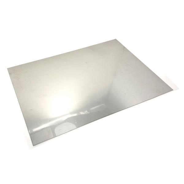 現場屋さん　ステン切板　SUS304　2B仕上　厚さ　2.0ミリ　サイズ 600ミリ（60cm)×200ミリ（20cm)重量　約　1.9kg　最も一般的なステンレス製鉄板