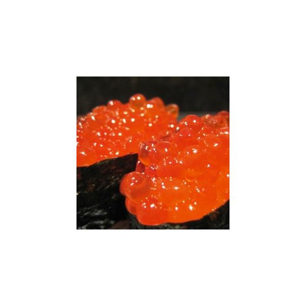 釧路の荒波が育んだ特選イクラ。たっぷりの200gです。あたたかいご飯にのせイクラ丼、上ネギトロと共に海鮮丼。手巻ずし等、多様にお楽しみください。【築地マグロ問屋】特選塩いくら200ｇ（約5人前）2025秋　新物クール冷凍便でお届けします。