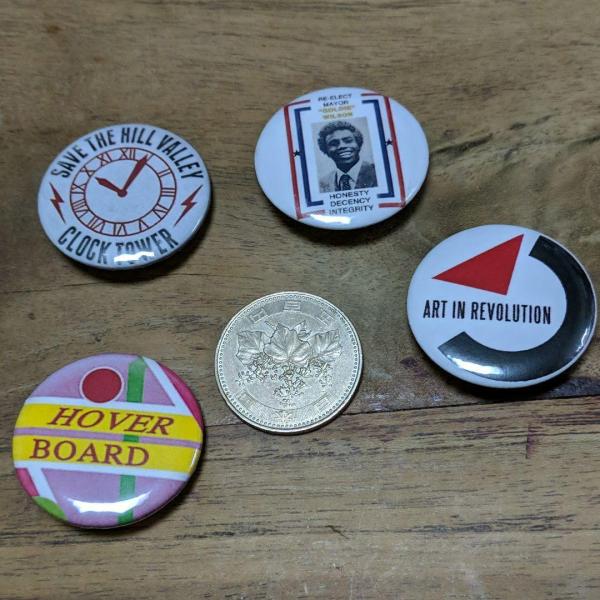 バックトゥザフューチャー 缶バッジ : つまかわ - 通販 - Yahoo