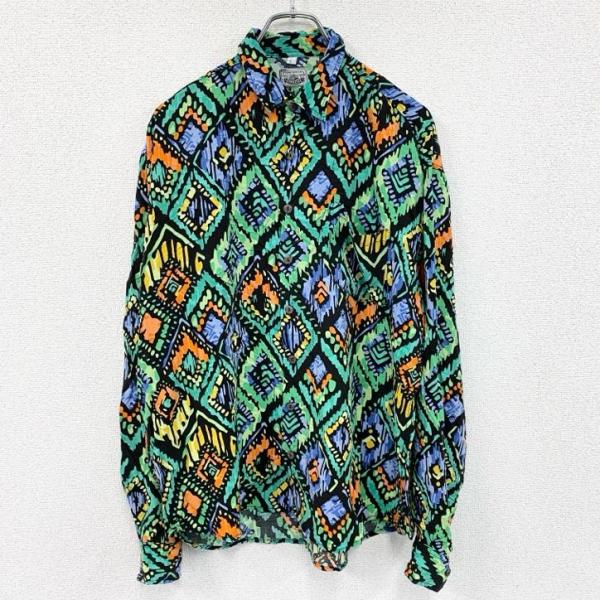 総柄シャツ長袖　刺繍ロゴ　幾何学模様　民族柄　モスグリーン　ポリシャツ古着 古着 used CARDCHE 長袖総柄デザインシャツ マルチカラー 緑 グリーン