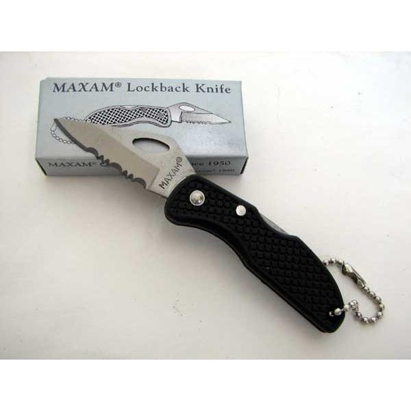 ご覧いただきありがとうございます。キーチェーンが付いた折りたたみ式のキーホルダーナイフです。スパイダルコ風デザインの小さめの折りたたみナイフ。ブレードには、オープンしやすい様にサムホールを装備。キーホルダーとして使用できるキーチェーンも付い...