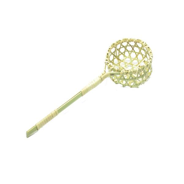 味と香りを引き立てる、とうじそば！「とうじかご」で味わってみて下さい。「とうじそば」とは…お鍋の中に蕎麦を投げ入れる（投じる）様に見えることから名前がついた、信州の郷土食です。小分けした蕎麦を「とうじかご」に入れて鍋の中でサッと湯がいて頂き...