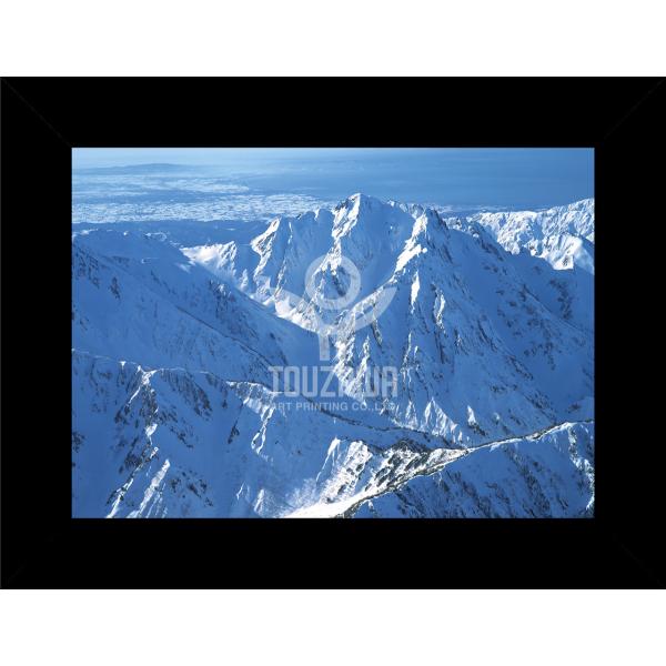 高級フォトプリント　アルミ額縁入り受注生産品のため、納品までは約２週間かかります。ご了承ください。アルミ額縁　ブラック額外寸：507mm × 659mmマット内寸：367mm × 525mm※本商品は受注生産品のため、ご注文後のキャンセル、...
