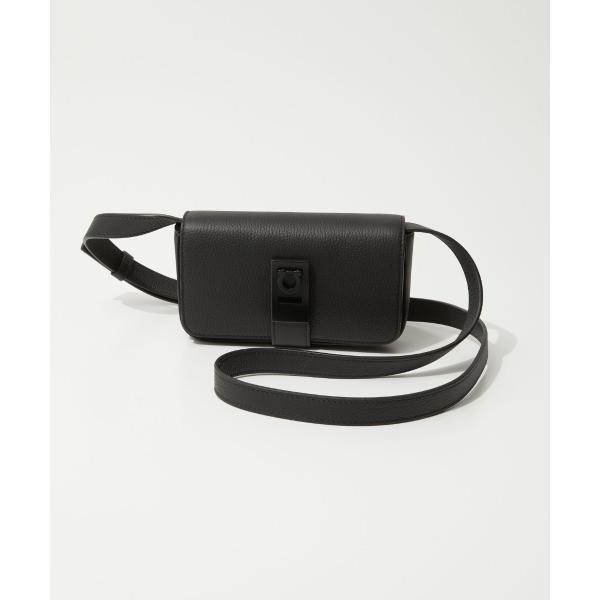 美品 Salvatore Ferragamoショルダーバッグ クロスボディバック フェラガモ ショルダーバッグ/クロスボディ バッグ メンズ