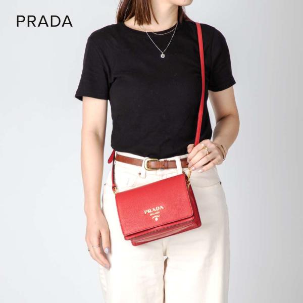 ★PRADA★革ポーチショルダーバッグ 直営店☆PRADA パテントレザー ミニポーチ (PRADA/ショルダー