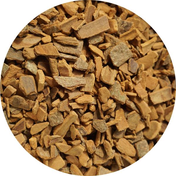 原産国：ベトナム原材料：シナモン（カシア）形態：袋入り賞味期限：300日保存方法：直射日光・高温多湿を避け、冷暗所にて密閉保存下さい。開封後はどうぞお早めにご使用下さい。