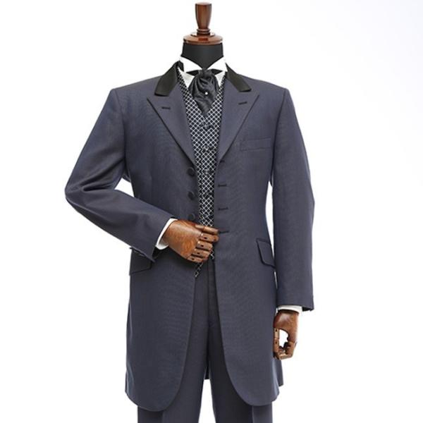 【商品名】 レンタル　タキシード　  【品　番】 TX_049  【商品内容】 ジャケット　/　ベスト　/　パンツ　/　ネクタイ 【特徴】 仕立ての良いウール素材の深みのある濃紺に襟のブラックサテンが大人の雰囲気を醸し出すタキシード。インナ...