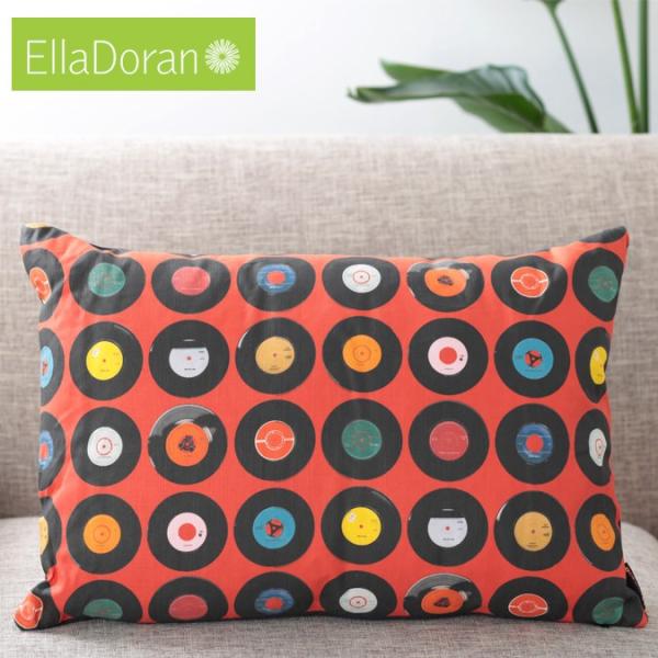�G���h���� Ella Doran �p���� �N�b�V���� UK �f�U�C�i�[ Made in UK �Z�u���X ���R�[�h �^�[�Q�b�g�}�[�N 60cm×40cm