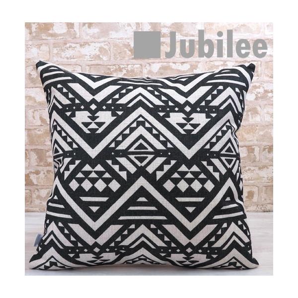 クッションカバー 45×45cm オルテガ柄 ブラックキリムアラベスク Jubilee London :jubileecushionse617a:クローゼスト 通販 クッションカバー 45×45cm オルテガ柄 ブラックキリムアラベスク Jubilee London