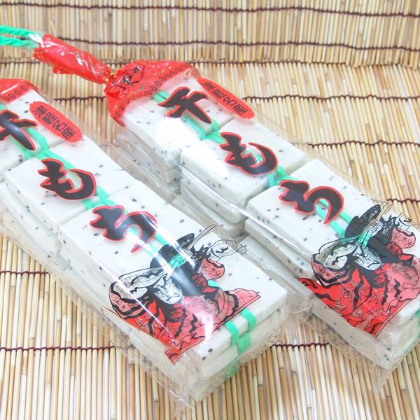 腹持ちが良いので、昔から農作業の”おやつ”として重宝されていた米菓です。今では、スキー・登山などの携帯食としても食されています。そのまま食べても、油で揚げても「おかき」のようになり、美味しいですよ！【内容】津軽名産　干しもち【保存方法】袋の...