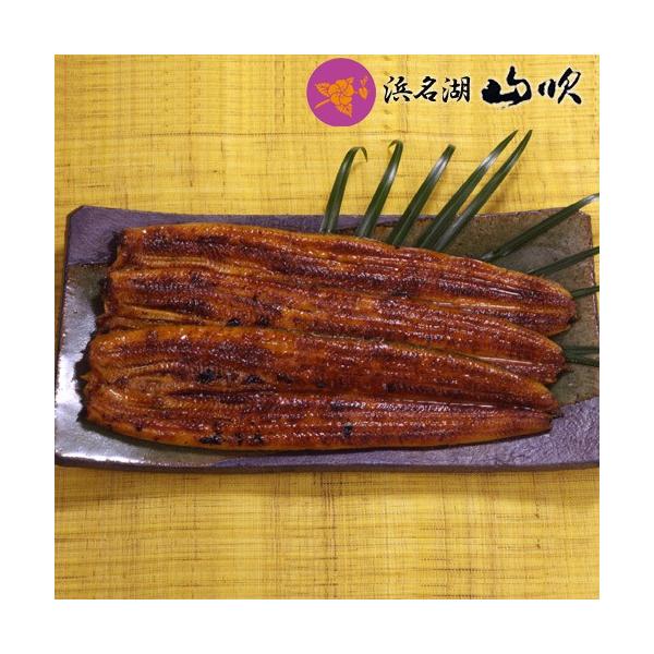 浜名湖山吹は、うなぎ一筋70余年の専門店ウナギの脂がのったウナギを、うなぎ一筋４０余年の職人が、朝調理し関東風に蒸して蒲焼にしているのでふっくら柔らかくなっています。脂がのったのをお好みの方、食欲旺盛の方にオススメです。弊社の商品は、他社さ...