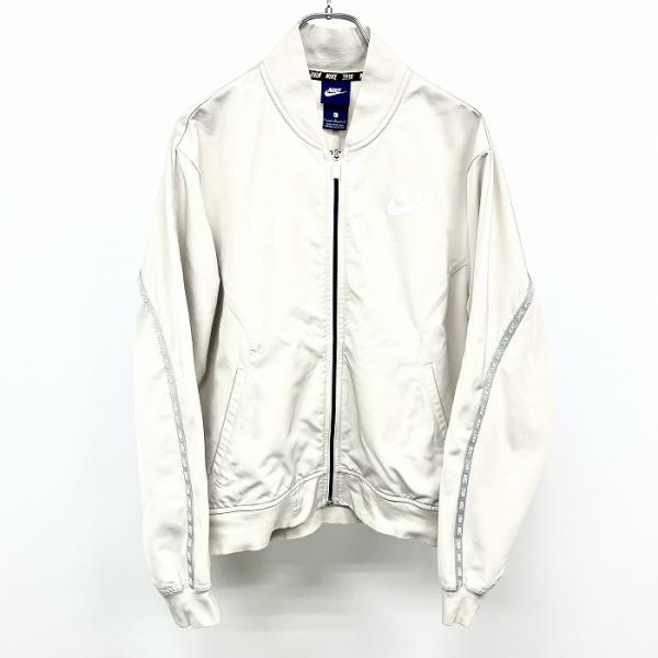 NIKE ナイキ ブルゾン ジップジャケット 長袖 薄手 裏地無し NIKE ナイキ ブルゾン ジップジャケット 長袖 薄手 裏地無し