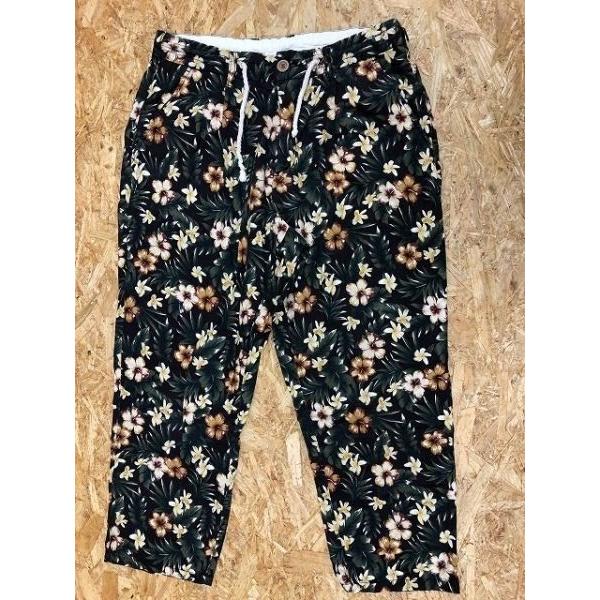 Hare ハレ サイズf フリー メンズ クロップドパンツ ハイビスカス ウエスト紐 ジップフライ テーパード 麻入り 緑 赤 ベージュ Pl066 Undo Rowa ヤフー店 通販 Yahoo ショッピング