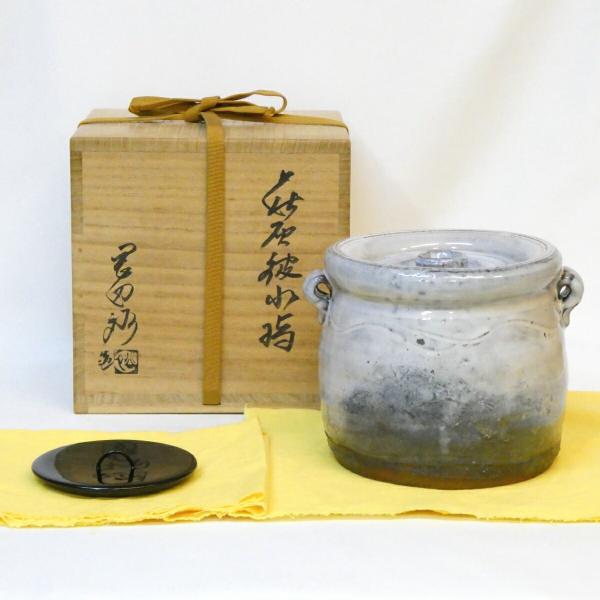 十一月の特売品】県無形文化財 岡田裕作 萩 灰被 水指 塗蓋添え 萩焼