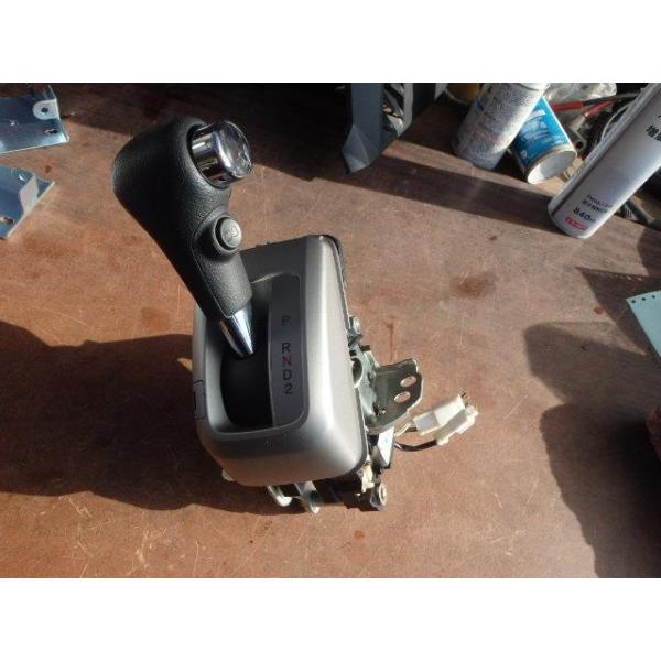 ゼスト DBA-JE1 シフトレバー スポーツGスペシャル P07A NH624P SYA