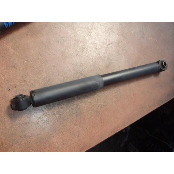 NV100クリッパー HBD-DR17V 右Rショックアブソーバー GX R06A Z2S