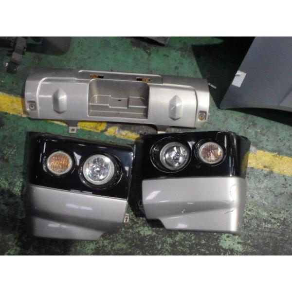 h58a パジェロミニ　フロントバンパー　センターパネル　大きな凹み無し パジェロミニ GF-H58A フロントバンパー 4A30-DET X08A26 黒/シルバー