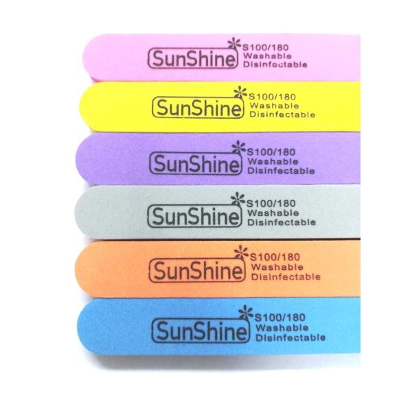 グリッド100/180ネイルケアには欠かせないスポンジファイルネイルの下準備に自分の爪はもちろん人工爪にも使えます。クッション性のあるスポンジなので爪を傷めにくく、優しくフィットするので使いやすい！汚れを落とす時はウォッシャブルなのでささっ...