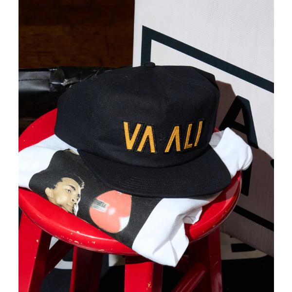 RVCA SPORT ルーカ スポーツ VA X ALI TRUCKER ストレートキャップ ユニセックス 帽子 カジュアル ストリート フリーサイズ メンズ レディース