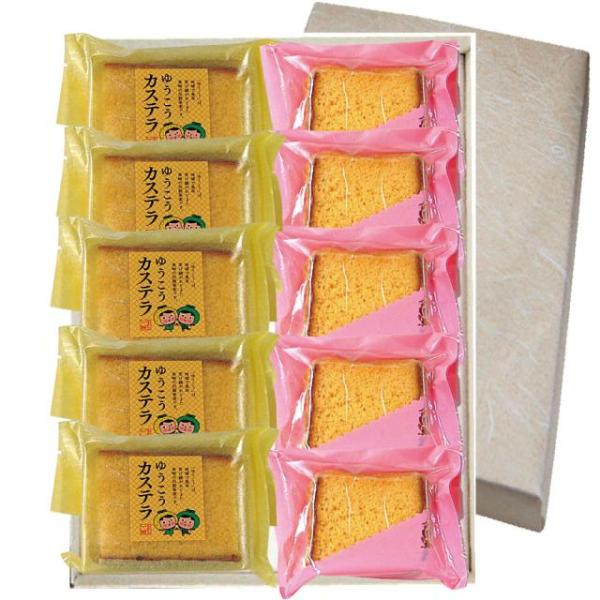 長崎老舗のカステラ工場で半世紀に渡りカステラ職人として腕を磨いてきた長崎のカステラ一路さんが作ります。上品な香り、食べやすさ、くちどけの良さ。日本中で長崎の限られた地区にだけしか自生していない伝統柑橘、長崎市外海地区などに伝わる独自の在来種...