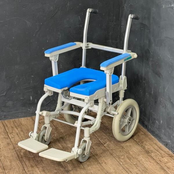 ウチエ 入浴用車椅子 【中古】 ノーパンクタイヤ U型シート 介護用品 4