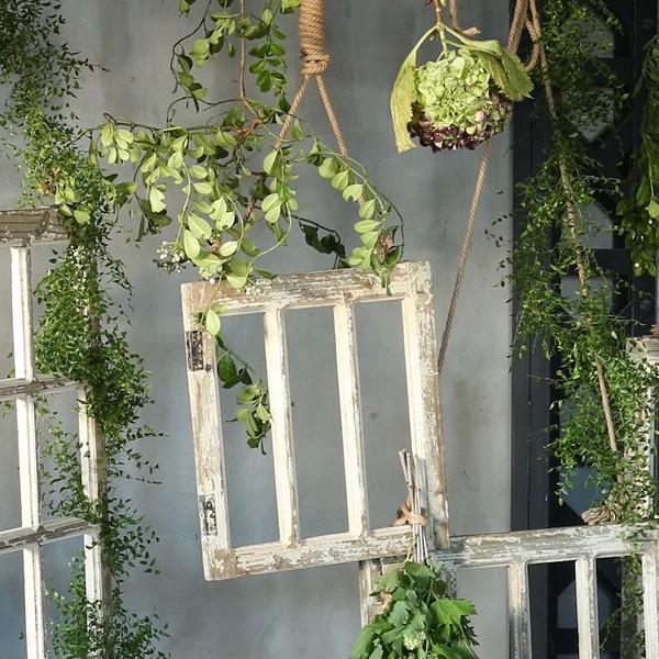 ウッドフレーム 窓枠 木製 フレーム おしゃれ インテリア シャビー アンティーク レトロ スタジオ うさぎ屋 株式会社一兎 通販 Paypayモール