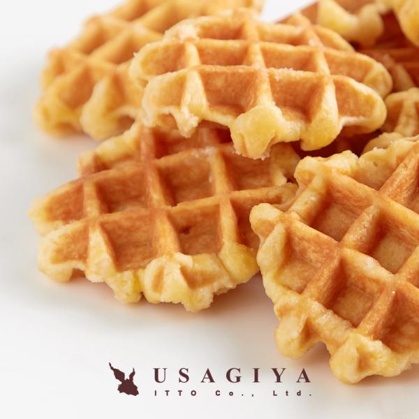 ■原材料名小麦粉(国内製造)、マーガリン、砂糖、卵、加糖練乳、イースト、牛乳、砂糖混合異性化液糖、粉あめ、バター、食塩、はちみつ、乳等を主要原料とする食品／乳化剤、香料、膨脹剤、カロテン色素、（一部に小麦・卵・乳成分・大豆を含む）■内容量1...