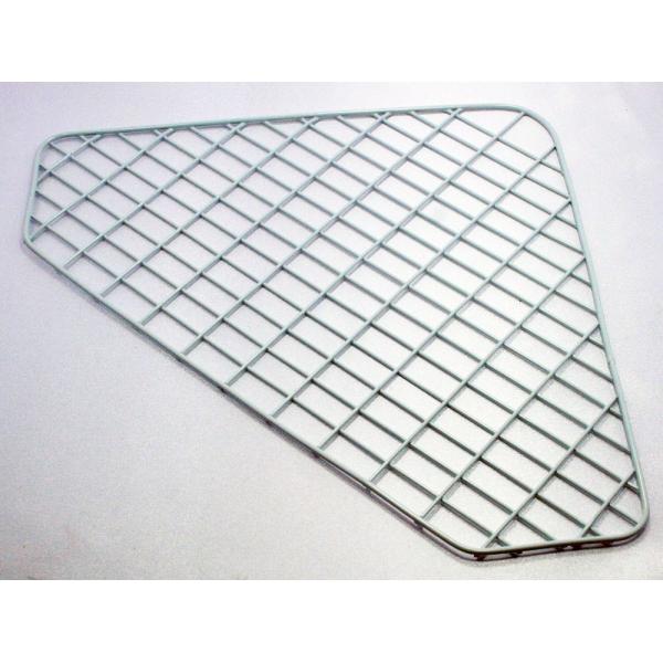 しっかり固定の深広トイレ・IV専用スノコです。【サイズ】約240×240×3mm【販売元】三晃商会　大阪府箕面市