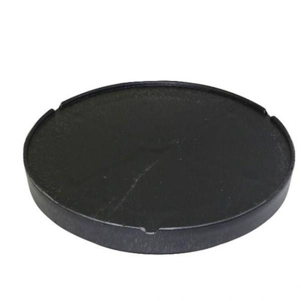 盆栽の遍照や手入れの際の鉢わましが簡単にできます。鉄筋が内臓されているので耐荷重は50kgまで可能です。リサイクルプラを使用したエコ商品です。品　番：2480サイズ：天板直径：約300cm重　量：約1,530g材　質：プラスチック耐荷重：5...