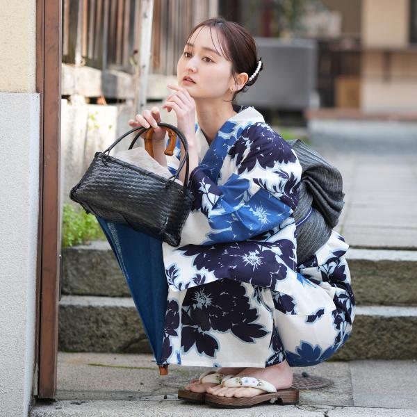 浴衣 レディース セット utatane 高級変わり織 浴衣3点セット 藍の静寂・大輪更紗 フリーサイズ 国産生地・国内染色 希少図案を現代に復刻 浴衣・帯・下駄 ●