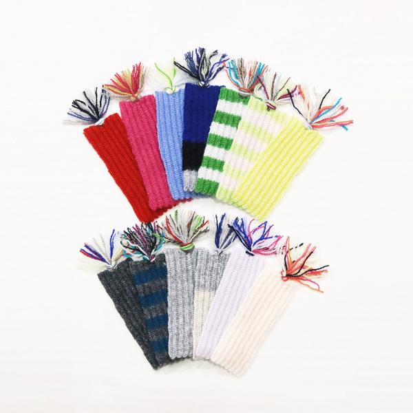 送料無料（メール便での発送となり2-4日でポストへのお届けになります。）代金引換でのご購入は出来ません。COL ： お色はおまかせくださいSIZE ： 約　4.5ｃｍｘ10.0ｃｍMATE ： カシミヤ　100％　日本製※弊社の工場のある岩...