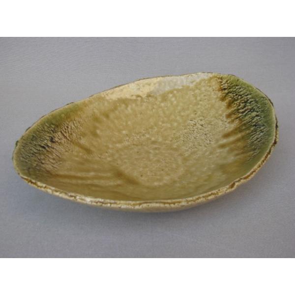 【 蓮葉形深皿/大鉢 】　黄瀬戸浜物　MADE IN JAPAN 　明治～大正期 蓮葉形深皿/大鉢 】 黄瀬戸浜物 MADE IN JAPAN 明治～大正期 蓮葉形深