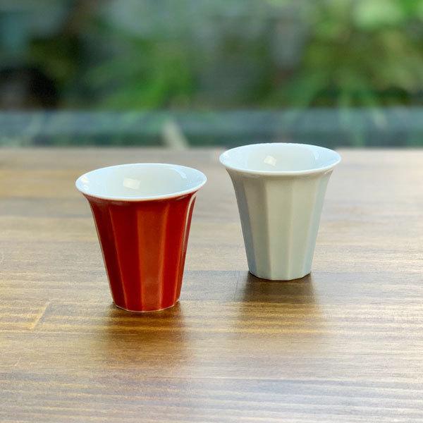 シンプルで料理屋さんでも人気のぐい呑みです。約直径5.7×H5.5cm・電子レンジ　〇・食洗機　〇