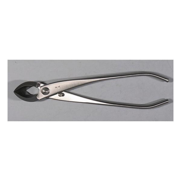 上級者から初心者の方まで幅広くお使いいただいております。スタンダードなサイズの又枝切です。小品盆栽〜大物盆栽まで幅広く使用されます。全長　→　205mm刃渡り　→　25mm素材　→　ステンレス（非常に錆びにくい素材です。）刃　→　直刃また、...